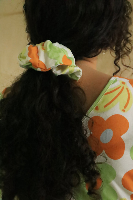 Happy Daze: Scrunchie!