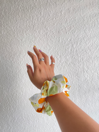 Happy Daze: Scrunchie!
